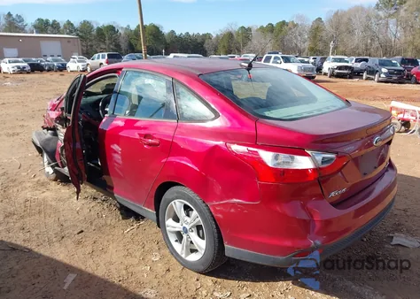 2013 Ford Focus Se из США, поврежденный, VIN 1FADP3F27DL155484